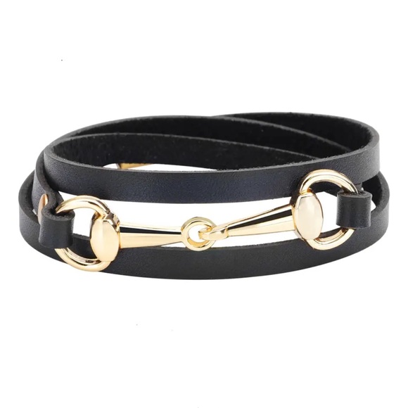 🌸Leather Horse Bit Bracelet Black or Brown, in Gold Tone - Picture 4 of 7